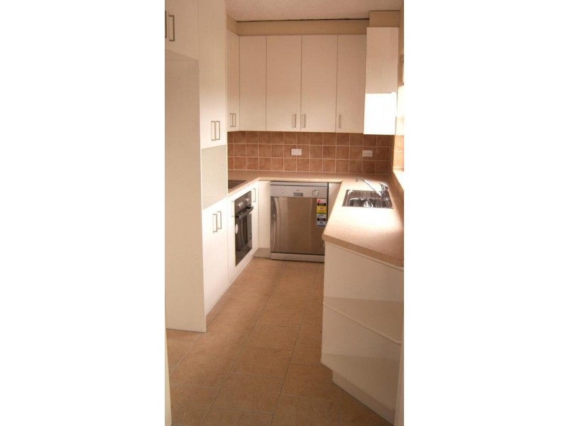 1/6 Burr Avenue, Nowra NSW 2541