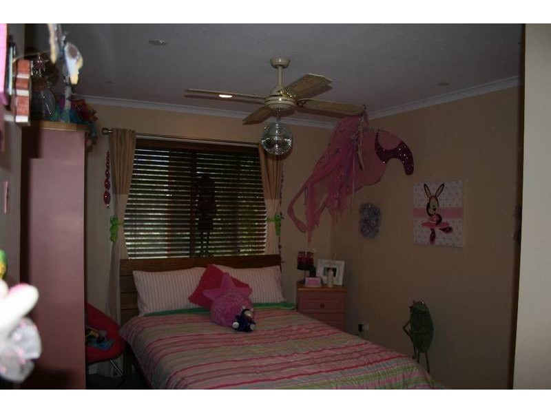 2 Binks Place, Cambewarra NSW 2540