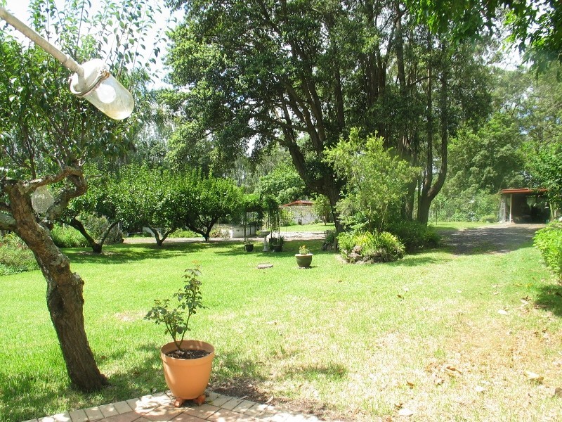 C98 Princes Highway, Bomaderry NSW 2541