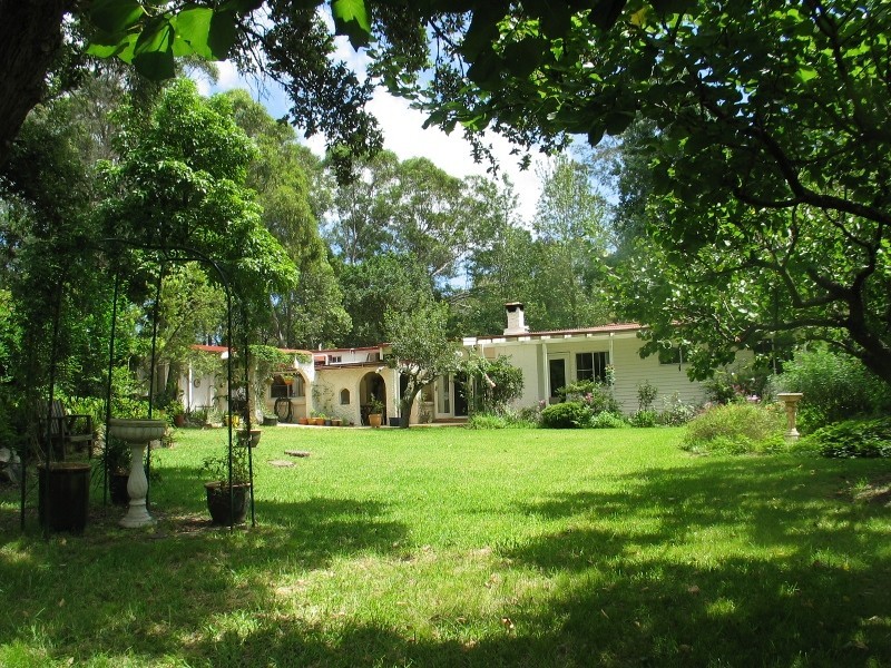 C98 Princes Highway, Bomaderry NSW 2541