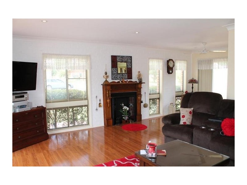23 Castle Glen, North Nowra NSW 2541