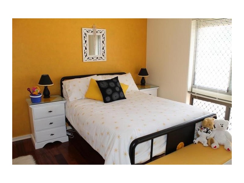 23 Castle Glen, North Nowra NSW 2541
