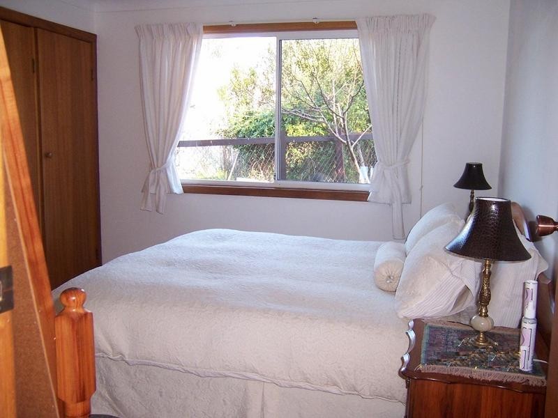 2/101 Yalwal Road, West Nowra NSW 2541
