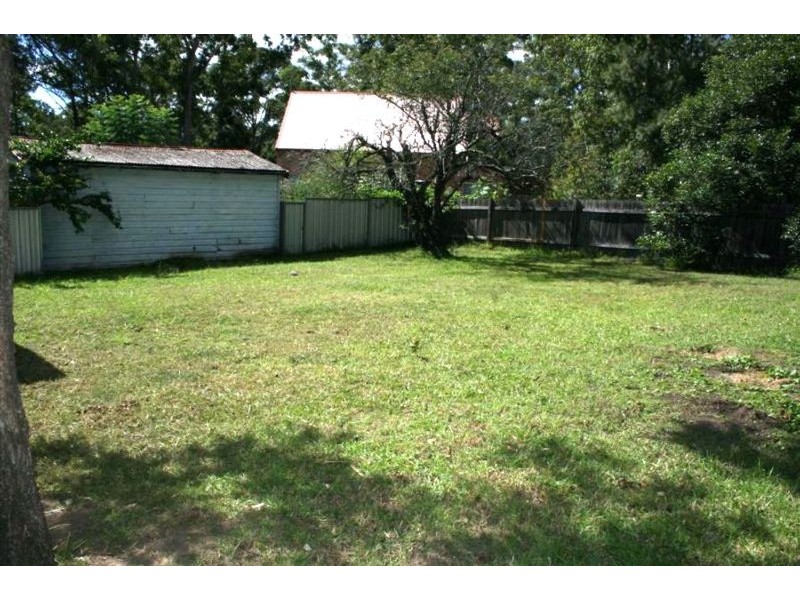 48 Brinawarr Street, Bomaderry NSW 2541