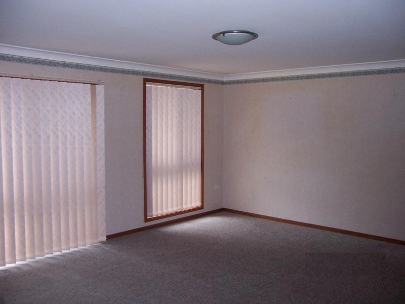 2/1 McDonald Avenue, Nowra NSW 2541