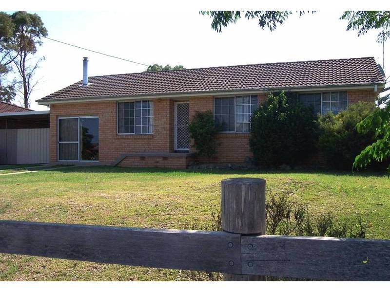 73 Meroo Street, Bomaderry NSW 2541