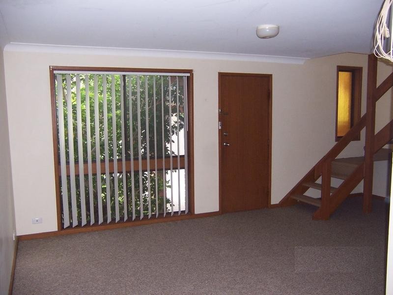 4/5 Campbell Place, Nowra NSW 2541