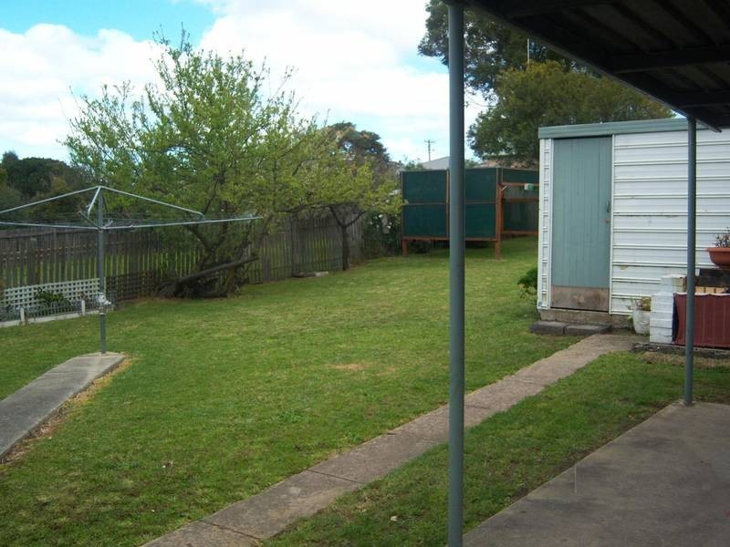 5 Elizabeth Avenue, Nowra NSW 2541