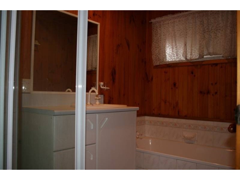 199 Osborne Street, Nowra NSW 2541