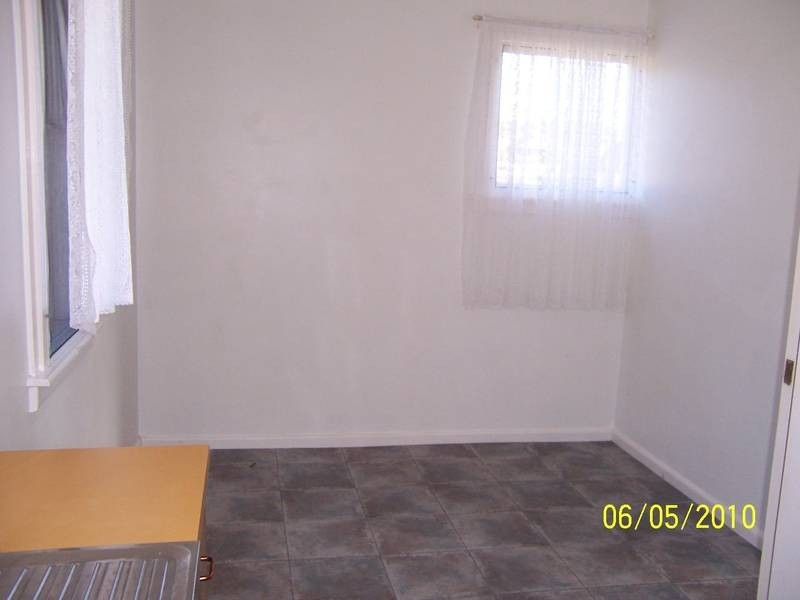 16 McKay Street, Nowra NSW 2541