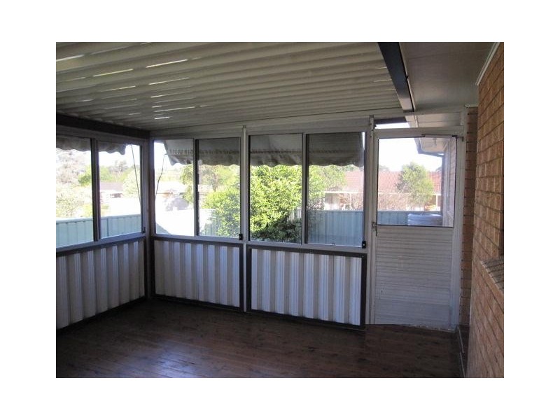 2 Farrar Drive, North Nowra NSW 2541