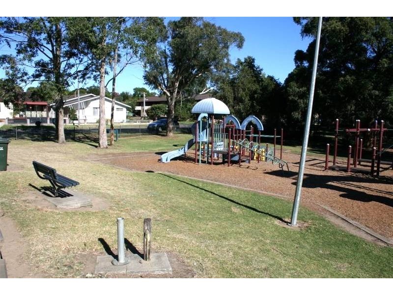 106 Douglas Street, Nowra NSW 2541