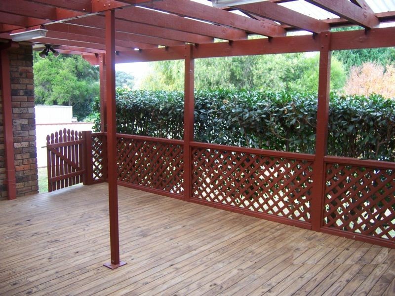 33 Ferntree Drive, Bomaderry NSW 2541