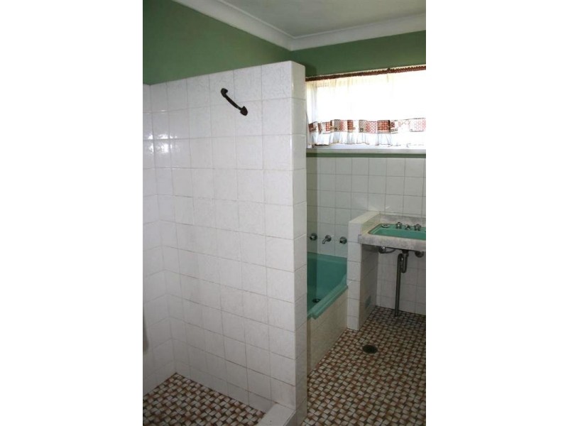 106 Douglas Street, Nowra NSW 2541