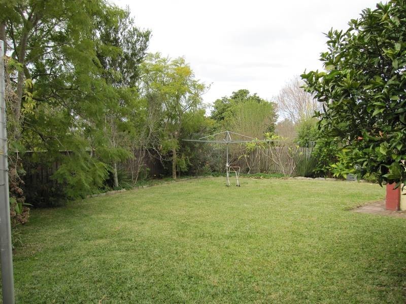 424 Princes Highway, Bomaderry NSW 2541