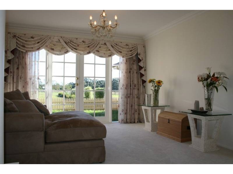 86 Pemberly Drive, Nowra Hill NSW 2540