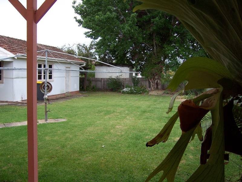 32 Colyer Avenue, Nowra NSW 2541