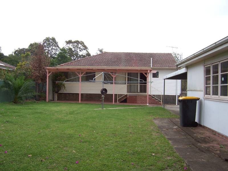 32 Colyer Avenue, Nowra NSW 2541
