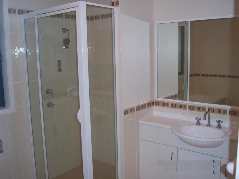 10 Warrigal Street, Worrigee NSW 2540