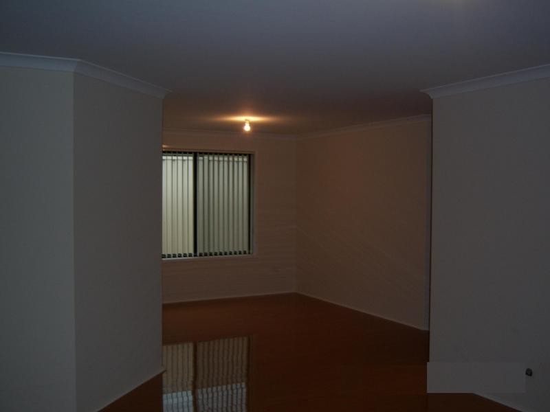 10 Warrigal Street, Worrigee NSW 2540