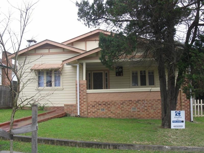 137 Kinghorne Street, Nowra NSW 2541