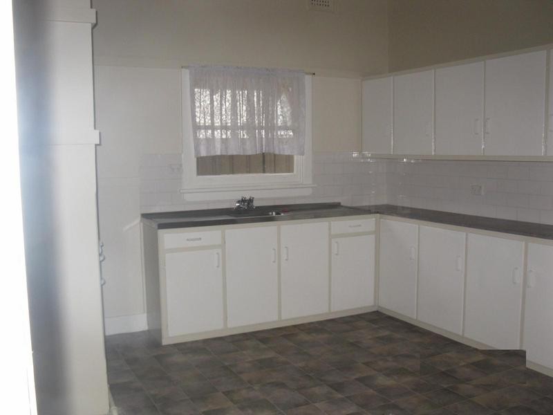 137 Kinghorne Street, Nowra NSW 2541