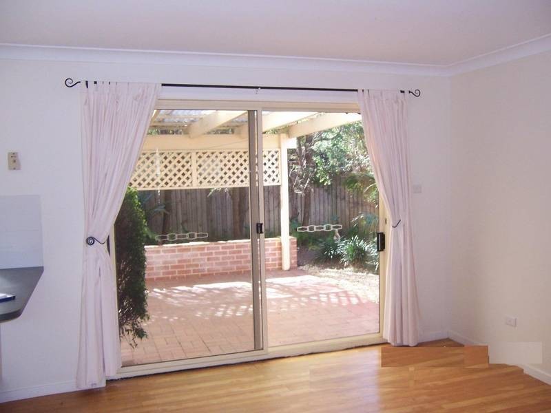 1 Chebec Close, Bomaderry NSW 2541