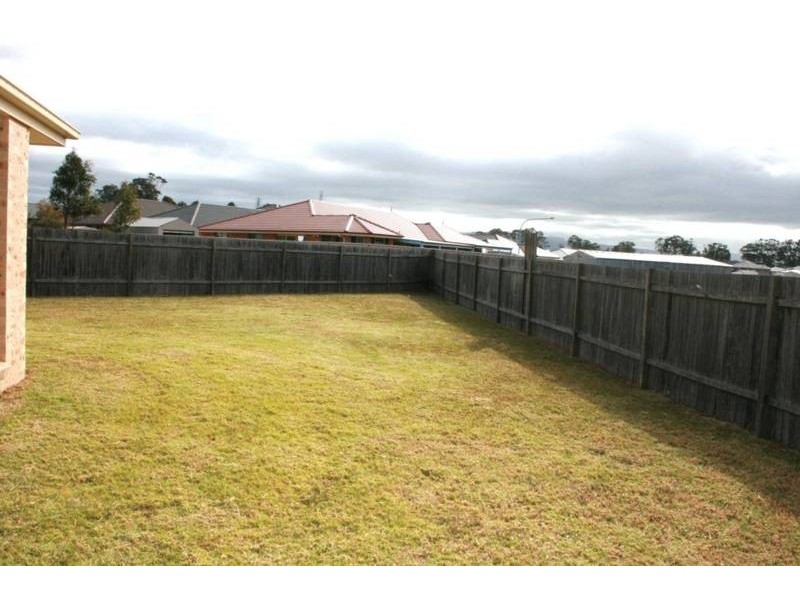 17 Juniper Place, Worrigee NSW 2540