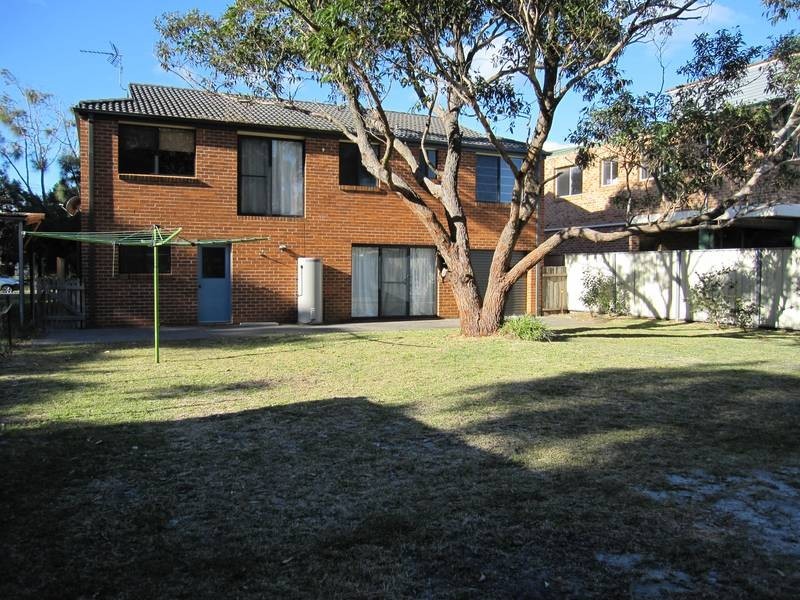 5 Parkes Crescent, Callala Beach NSW 2540