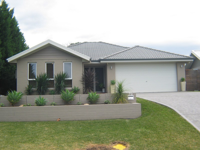 70 Emerald Drive, Meroo Meadow NSW 2540