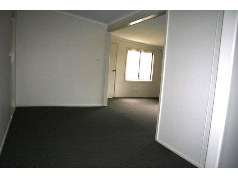 16 Turley Avenue, Bomaderry NSW 2541