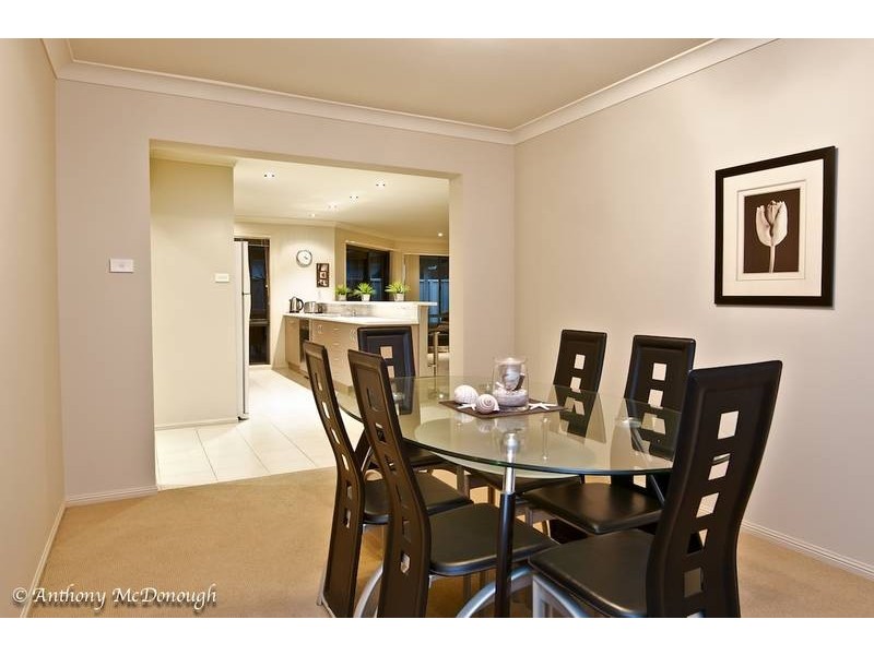 22 Mintbush Crescent, Worrigee NSW 2540