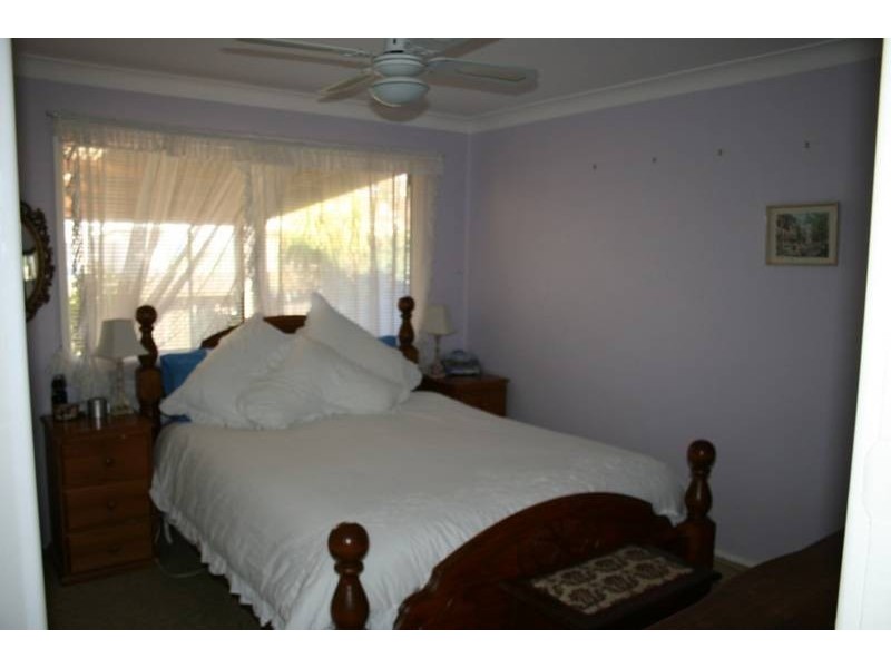 12 Ernest Street, Nowra NSW 2541