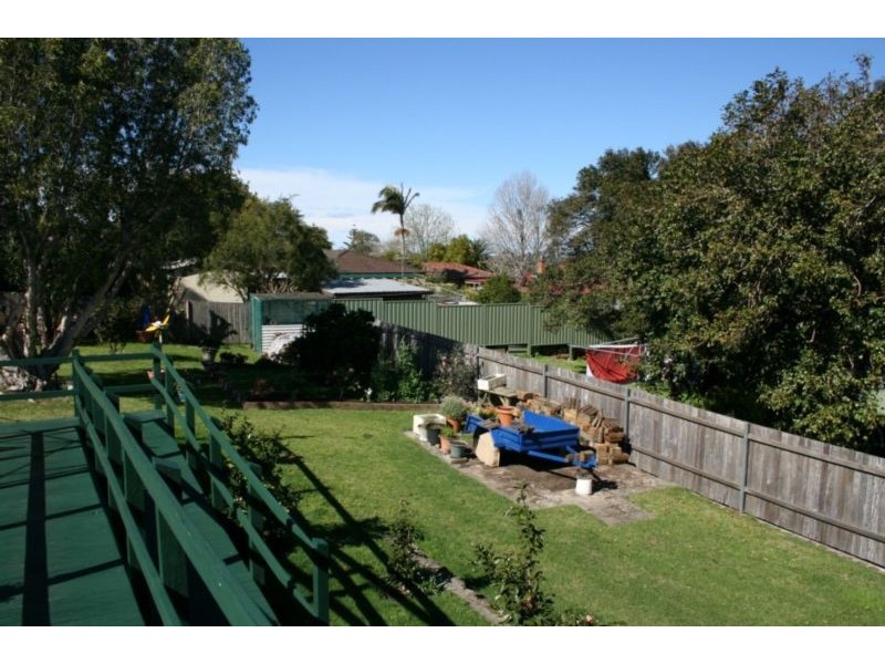 24 Karowa Street, Bomaderry NSW 2541