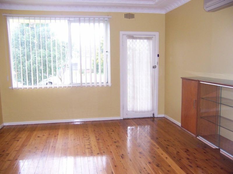 29 Colyer Avenue, Nowra NSW 2541