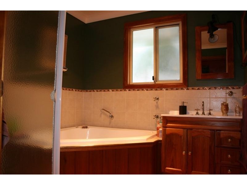 70 Spotted Gum Drive, Tapitallee NSW 2540