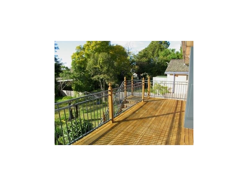 8 West Street, Nowra NSW 2541