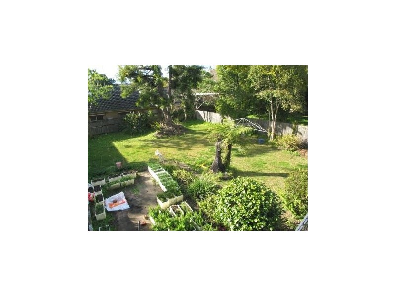 8 West Street, Nowra NSW 2541