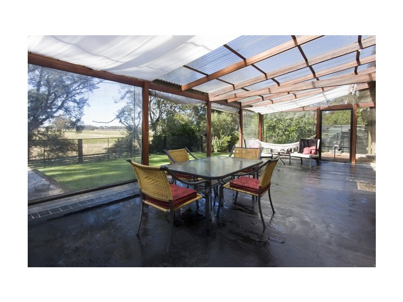 8 Evison Close, Cambewarra NSW 2540