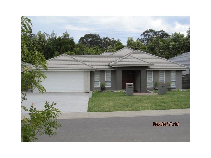 45 Emerald Drive, Meroo Meadow NSW 2540