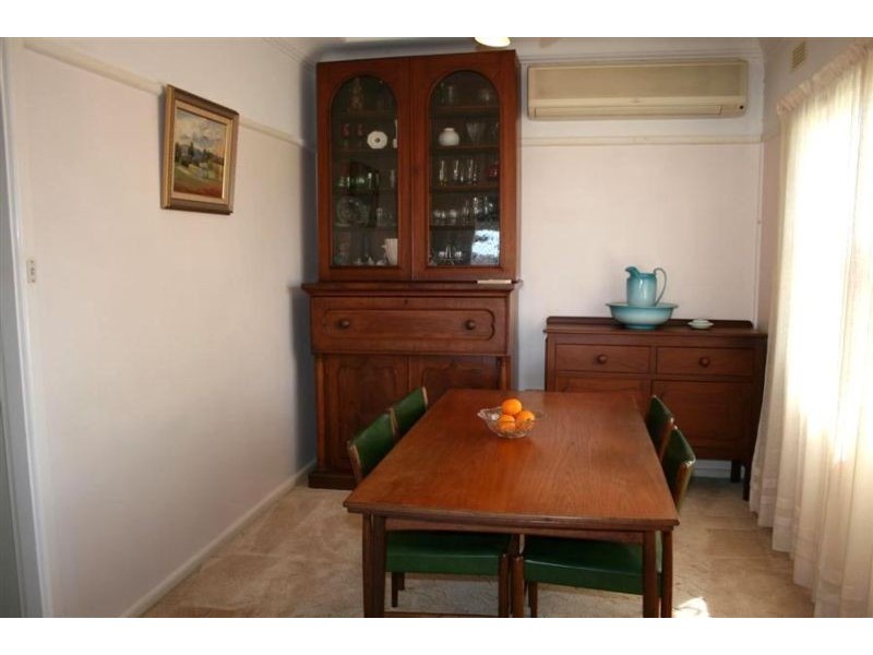 12 Shepherd Street, Nowra NSW 2541