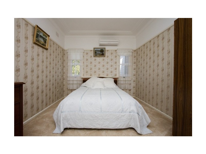 12 Shepherd Street, Nowra NSW 2541