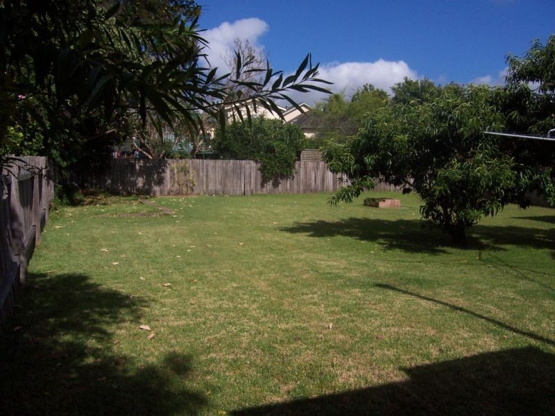 13 Burr Avenue, Nowra NSW 2541