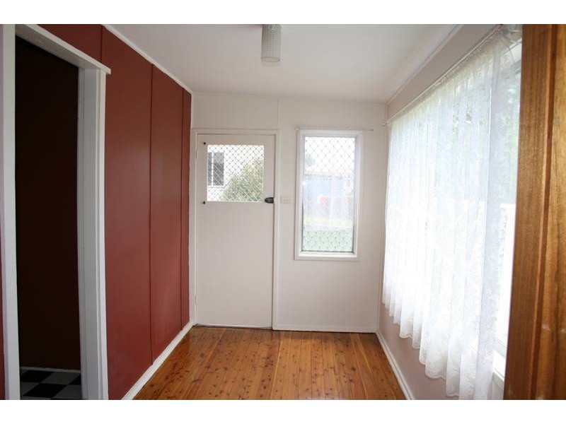 6 Ryan Avenue, Nowra NSW 2541