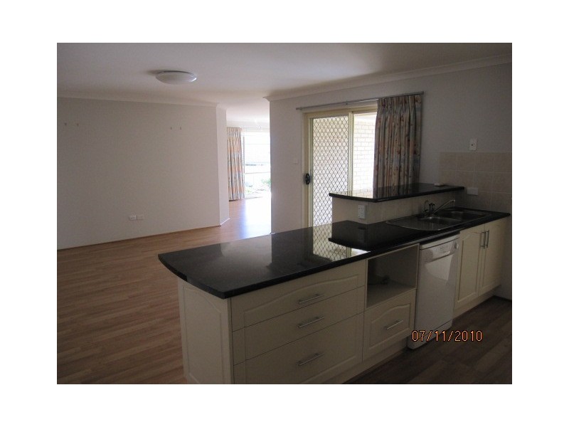 28 Carrington Park Drive, Nowra NSW 2541