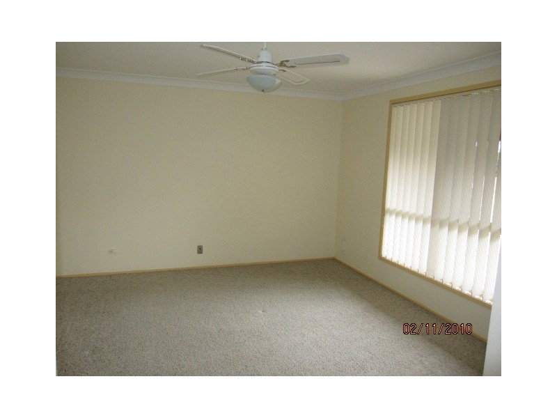 9 Olympic Drive, West Nowra NSW 2541