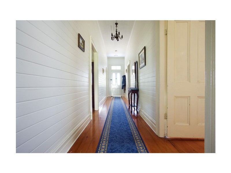 32 Worrigee Street, Nowra NSW 2541