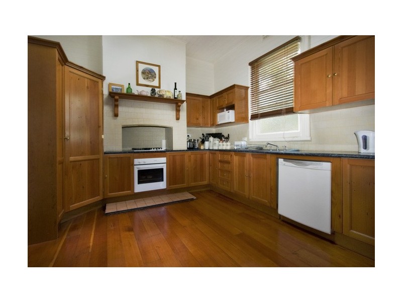 32 Worrigee Street, Nowra NSW 2541