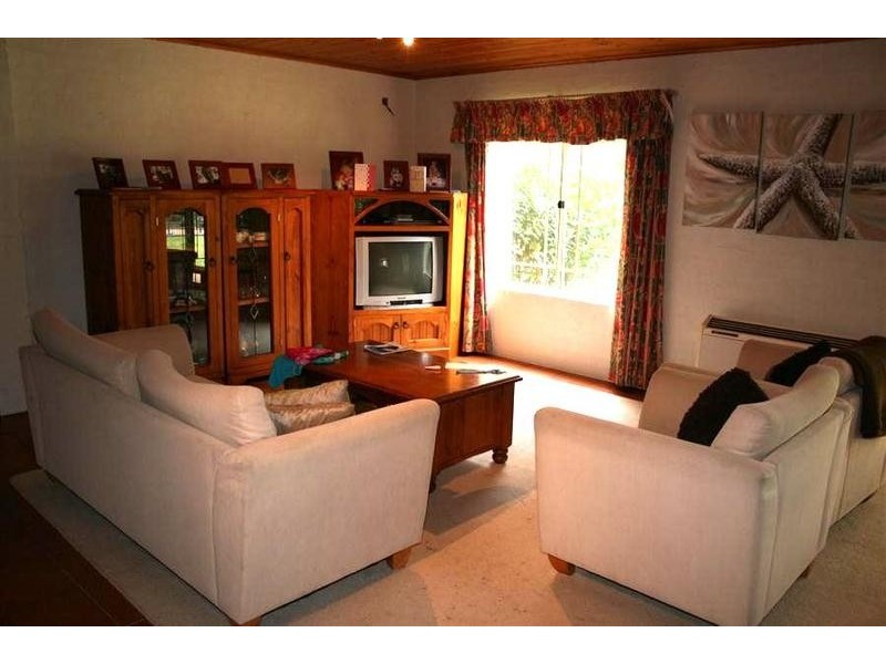 18 Bangalee Road, Tapitallee NSW 2540