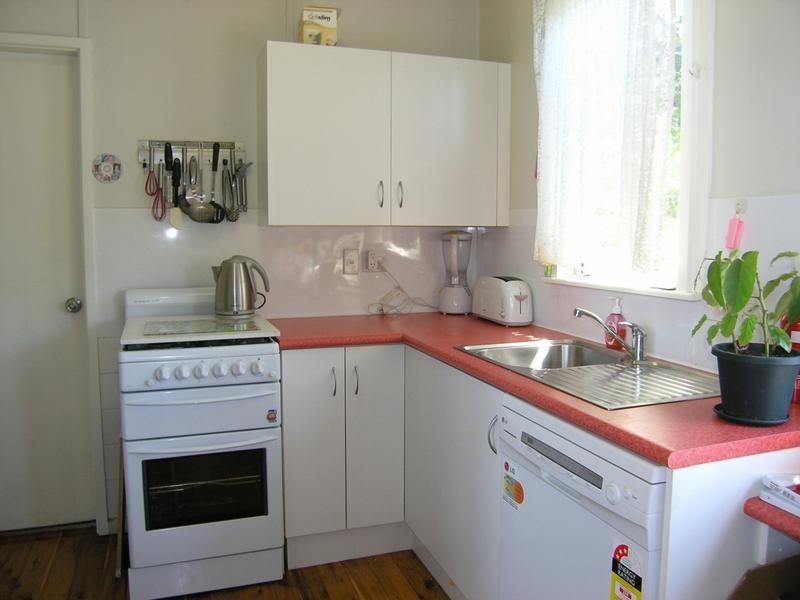 4 Anzac Street, Nowra NSW 2541